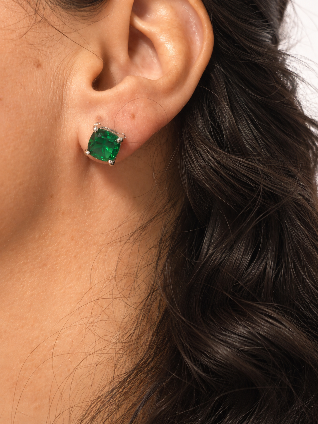 Aretes Moissanita verde